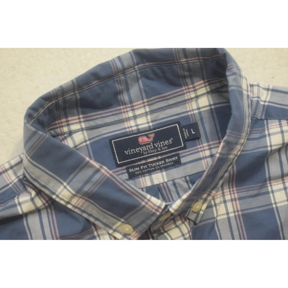 Vineyard Vines armpit 24